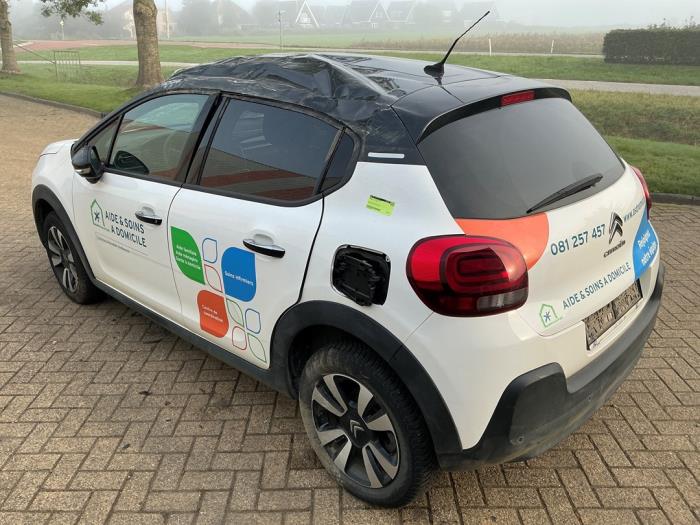 Citroen C3 1.2 12V e-THP PureTech 110 Épave (2023, Blanc)