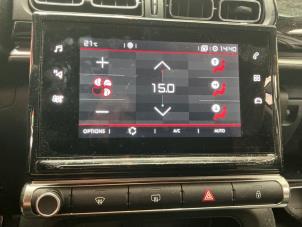 Citroen C3 1.2 12V e-THP PureTech 110 Épave (2023, Blanc)