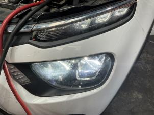 Citroen C3 1.2 12V e-THP PureTech 110 Épave (2023, Blanc)