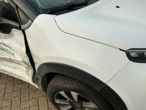 Citroen C3 1.2 12V e-THP PureTech 110 Épave (2023, Blanc)