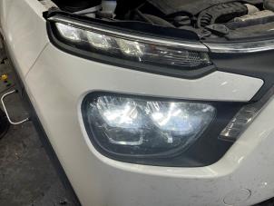 Citroen C3 1.2 12V e-THP PureTech 110 Épave (2023, Blanc)