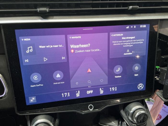 Lynk & Co 01 1.5 PHEV Épave (2022, Métallisé, Noir)