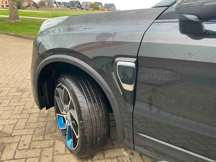 Lynk & Co 01 1.5 PHEV Épave (2022, Métallisé, Noir)