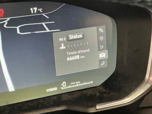 Lynk & Co 01 1.5 PHEV Épave (2022, Métallisé, Noir)