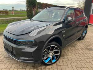 Lynk & Co 01 1.5 PHEV Épave (2022, Métallisé, Noir)