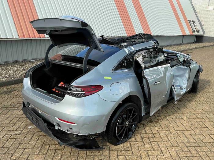 Mercedes EQE 300 89/90 kWh Vehículo de desguace (2023, Gris)