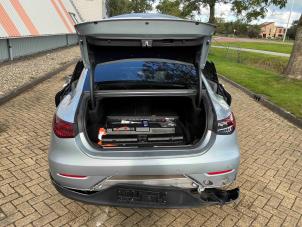Mercedes EQE 300 89/90 kWh Vehículo de desguace (2023, Gris)
