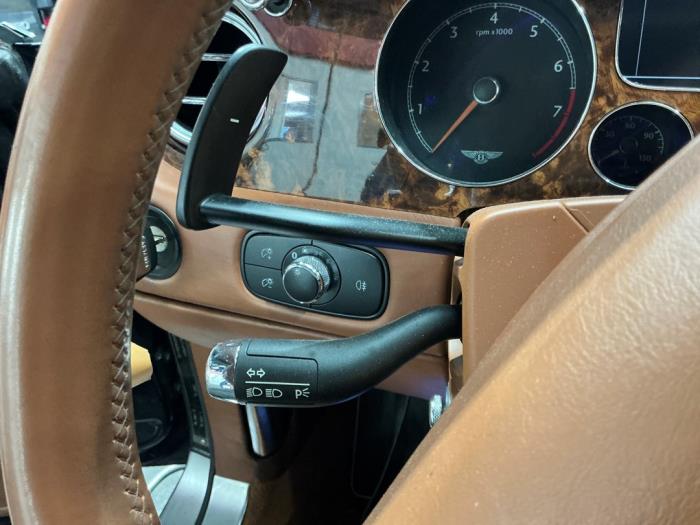 Bentley Continental GT 6.0 W12 48V Samochód złomowany (2004, Niebieski, Zielony)