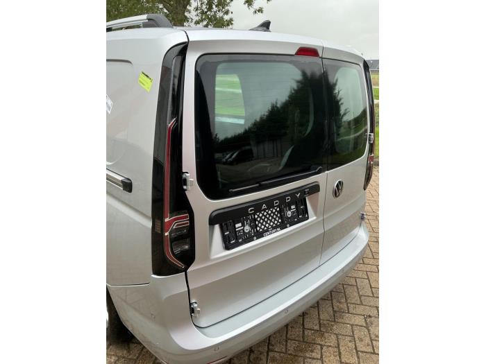 Volkswagen Caddy Cargo V 2.0 TDI SCR Épave (2024, Métallisé, Gris argenté)