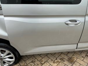 Volkswagen Caddy Cargo V 2.0 TDI SCR Épave (2024, Métallisé, Gris argenté)