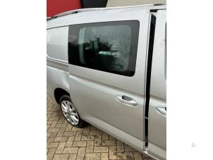 Volkswagen Caddy Cargo V 2.0 TDI SCR Épave (2024, Métallisé, Gris argenté)