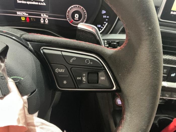 Audi RS 5 2.9 V6 TFSI 24V Épave (2017, Métallisé, Rouge)