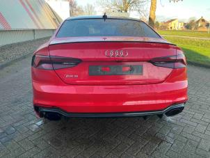Audi RS 5 2.9 V6 TFSI 24V Épave (2017, Métallisé, Rouge)