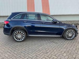 Mercedes GLC 2.2 250d 16V BlueTEC 4-Matic Épave (2017, Métallisé, Bleu)