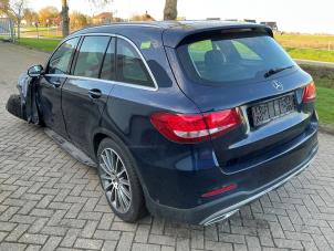 Mercedes GLC 2.2 250d 16V BlueTEC 4-Matic Épave (2017, Métallisé, Bleu)