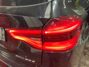 BMW X3 xDrive 30d 3.0 Turbo 24V Mild Hybrid Samochód złomowany (2021, Metalik, Czarny)