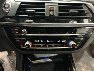 BMW X3 xDrive 30d 3.0 Turbo 24V Mild Hybrid Samochód złomowany (2021, Metalik, Czarny)