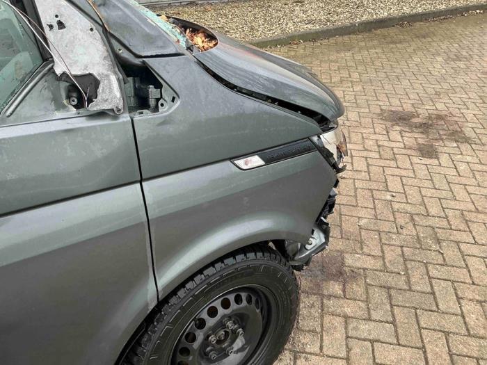 Volkswagen Transporter T6 2.0 TDI 150 Épave (2021, Gris)