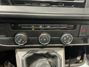 Volkswagen Transporter T6 2.0 TDI 150 Épave (2021, Gris)