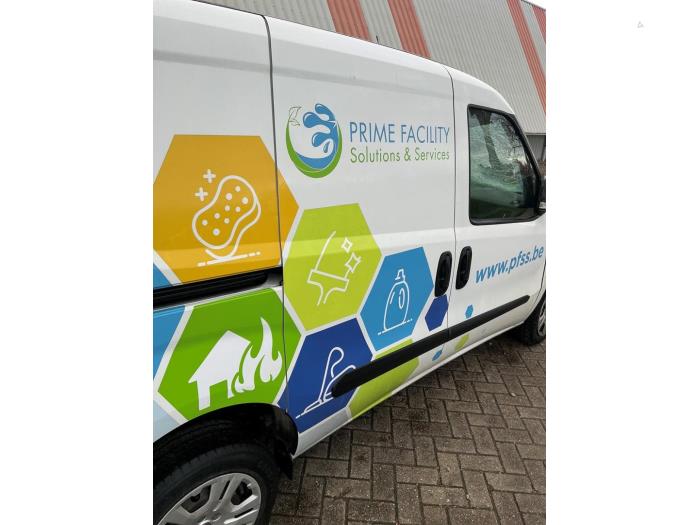 Fiat Doblo 15- Épave (2021, Blanc)