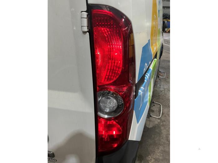 Fiat Doblo 15- Épave (2021, Blanc)