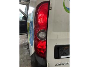 Fiat Doblo 15- Épave (2021, Blanc)