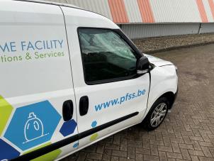 Fiat Doblo 15- Épave (2021, Blanc)
