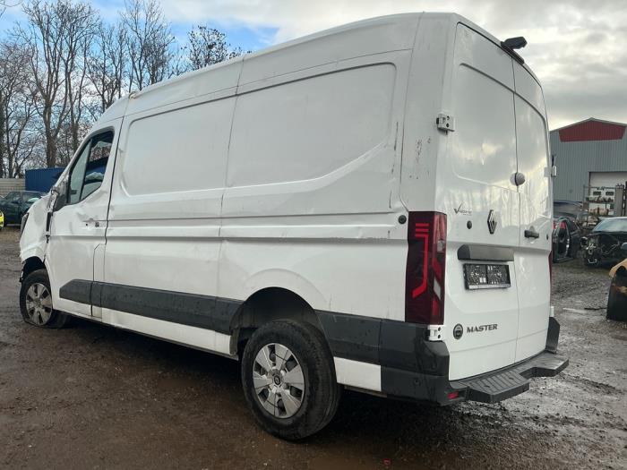Renault Master IV 2.0 Blue dCi 150 Épave (2025, Blanc)
