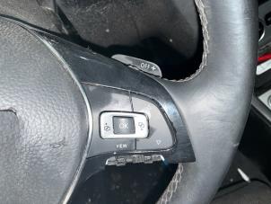 Volkswagen Passat Variant 1.6 TDI 16V Samochód złomowany (2019, Metalik, Srebrnoszary)