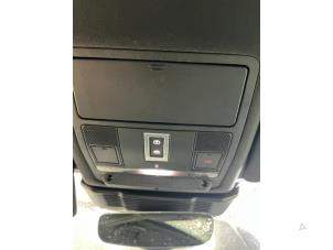 Landrover Discovery Sport 2.0 eD4 150 16V Épave (2022, Métallisé, Noir)