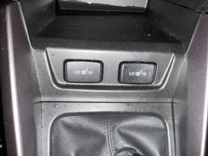 Suzuki Vitara 1.4 Booster Jet Turbo 16V SHVS Épave (2025, Métallisé, Blanc)