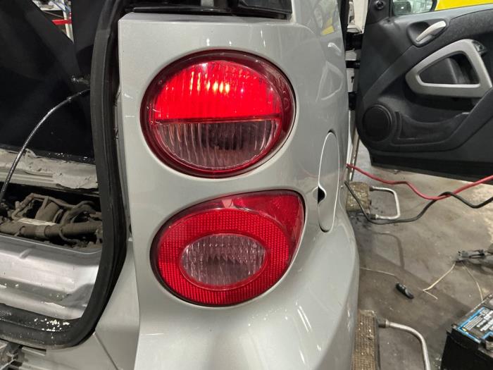 Smart Fortwo Coupé 1.0 52kW,Micro Hybrid Drive Vehículo de desguace (2008, Metálico, Gris plateado)
