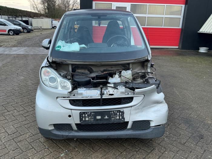 Smart Fortwo Coupé 1.0 52kW,Micro Hybrid Drive Vehículo de desguace (2008, Metálico, Gris plateado)