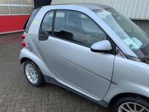 Smart Fortwo Coupé 1.0 52kW,Micro Hybrid Drive Vehículo de desguace (2008, Metálico, Gris plateado)
