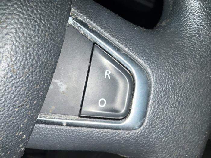 Renault Master III 2.3 dCi 165 16V RWD Samochód złomowany (2024, Bialy)