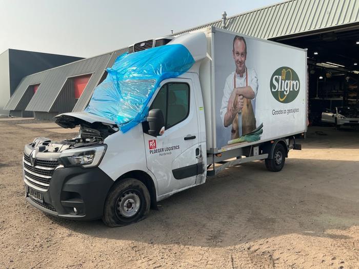 Renault Master III 2.3 dCi 165 16V RWD Samochód złomowany (2024, Bialy)