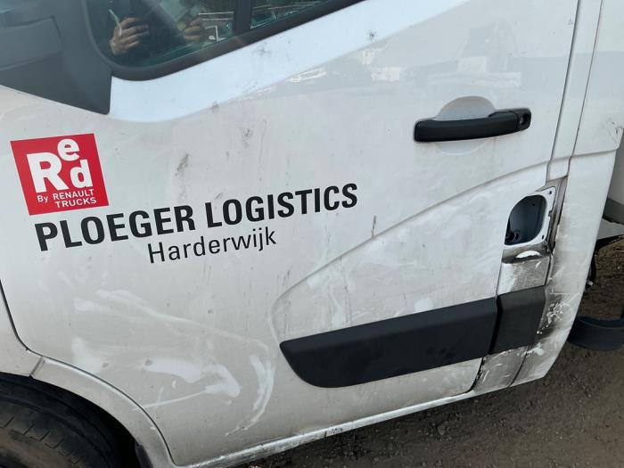 Renault Master III 2.3 dCi 165 16V RWD Samochód złomowany (2024, Bialy)