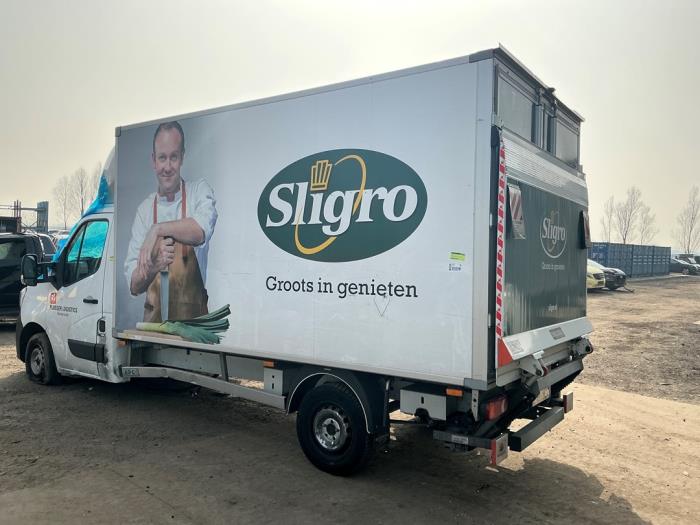 Renault Master III 2.3 dCi 165 16V RWD Samochód złomowany (2024, Bialy)