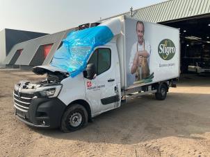 Renault Master III 2.3 dCi 165 16V RWD Samochód złomowany (2024, Bialy)