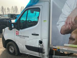 Renault Master III 2.3 dCi 165 16V RWD Samochód złomowany (2024, Bialy)
