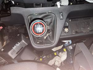 Renault Master III 2.3 dCi 165 16V RWD Samochód złomowany (2024, Bialy)