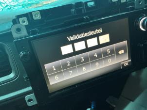 Renault Master III 2.3 dCi 165 16V RWD Samochód złomowany (2024, Bialy)