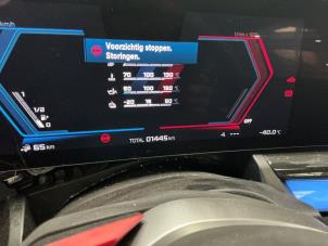 BMW M5 Touring 4.4 xDrive Plug-in Hybrid Épave (2025, Brun)