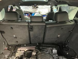 BMW M5 Touring 4.4 xDrive Plug-in Hybrid Épave (2025, Brun)