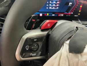BMW M5 Touring 4.4 xDrive Plug-in Hybrid Épave (2025, Brun)