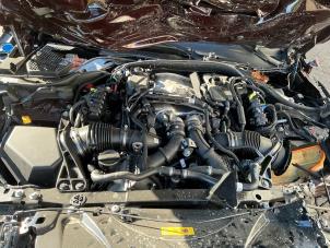 BMW M5 Touring 4.4 xDrive Plug-in Hybrid Épave (2025, Brun)