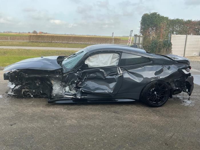 BMW M4 3.0 TwinPower Turbo 24V Épave (2021, Métallisé, Gris argenté)