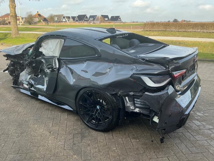BMW M4 3.0 TwinPower Turbo 24V Épave (2021, Métallisé, Gris argenté)