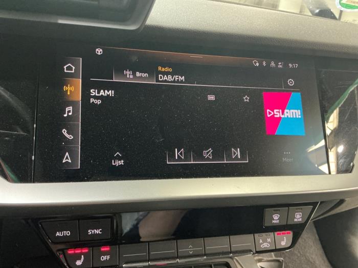 Audi A3 Sportback 2.0 30 TDI 16V Samochód złomowany (2022, Czarny)