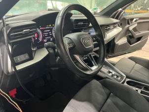 Audi A3 Sportback 2.0 30 TDI 16V Samochód złomowany (2022, Czarny)